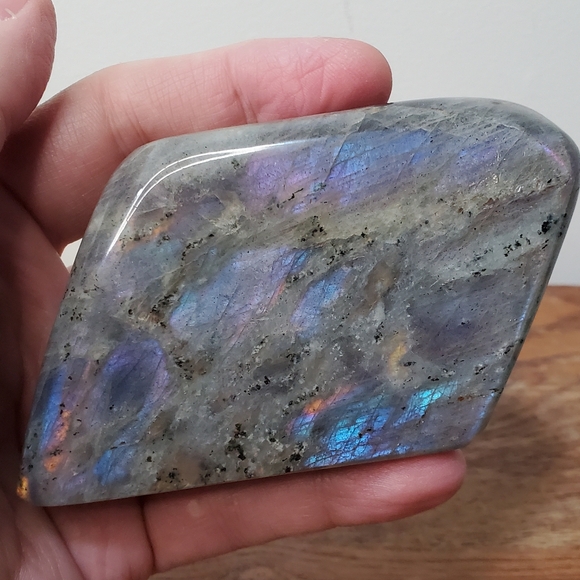 Labradorite Crystal Freeform 0.86 pounds - Picture 17 of 17